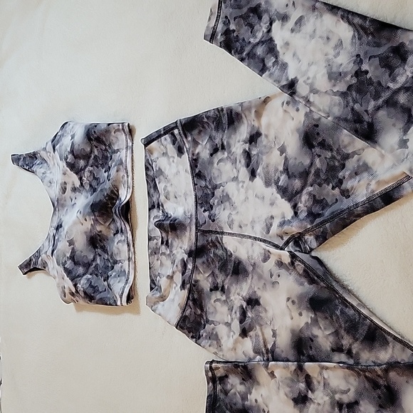 JF SPORTS BRA & LEGGINGS COMBO MEDIUM - Picture 2 of 11